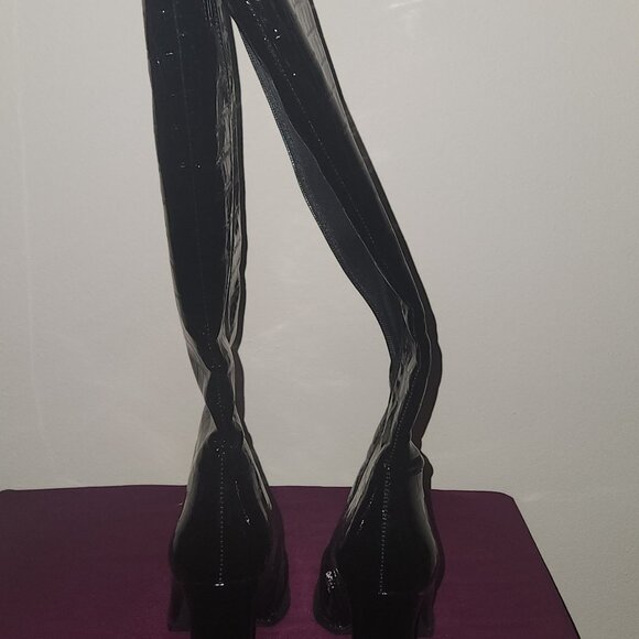 Princess Polly Black Embossed Crocodile Knee High Boots Square Toes Size 8 - Picture 2 of 6